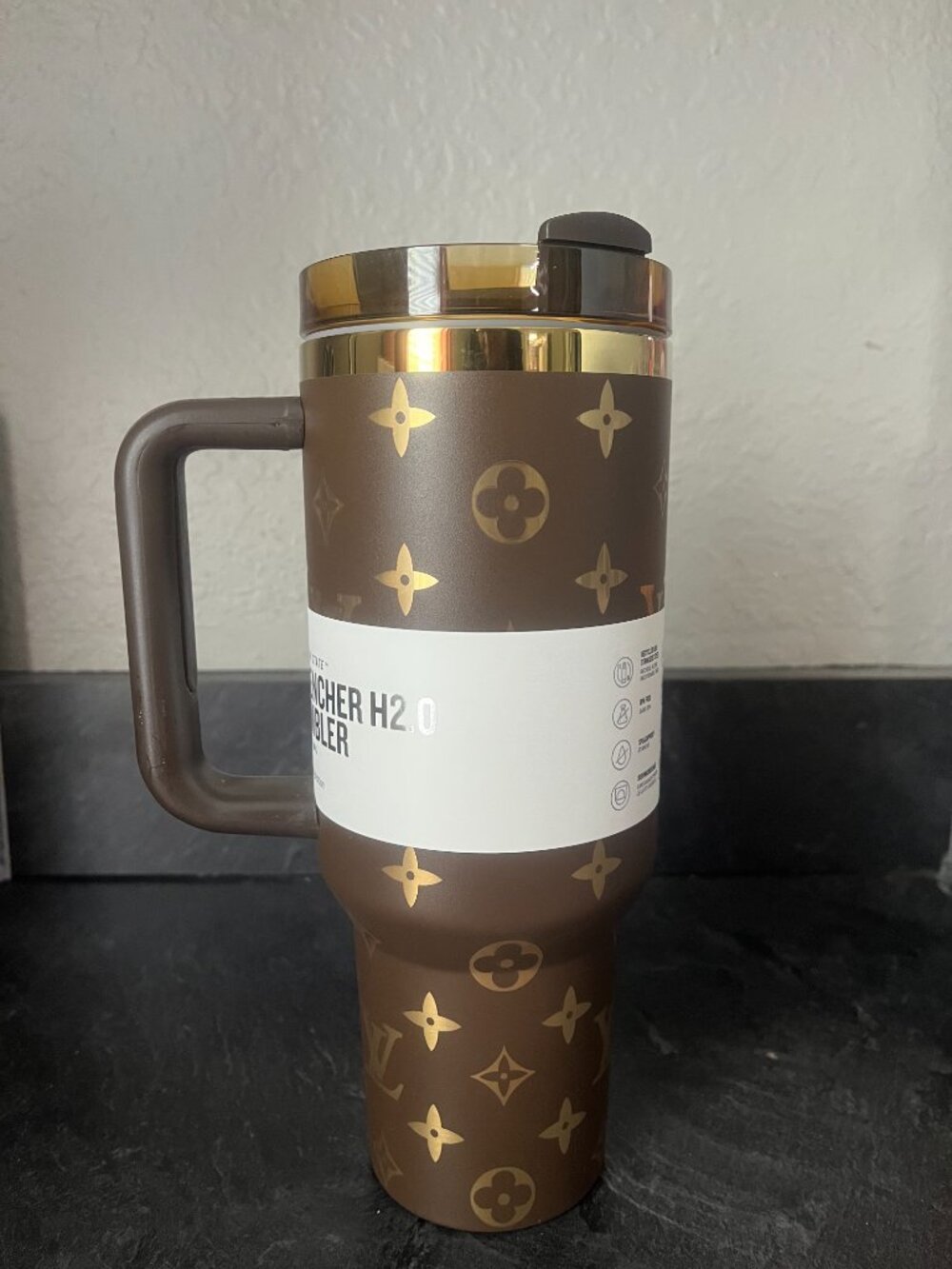 Stanley Brown and Gold Chocolate Quencher Tumbler with Handle NEW - Picture 3 of 5